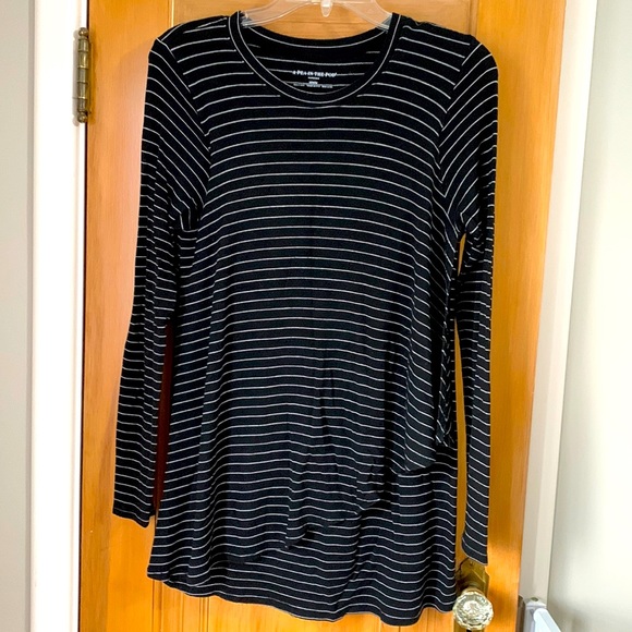 A Pea In The Pod Striped Nursing Top - Picture 1 of 5